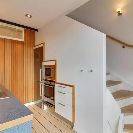 Varnava - 200m From The Sea By Interhome *